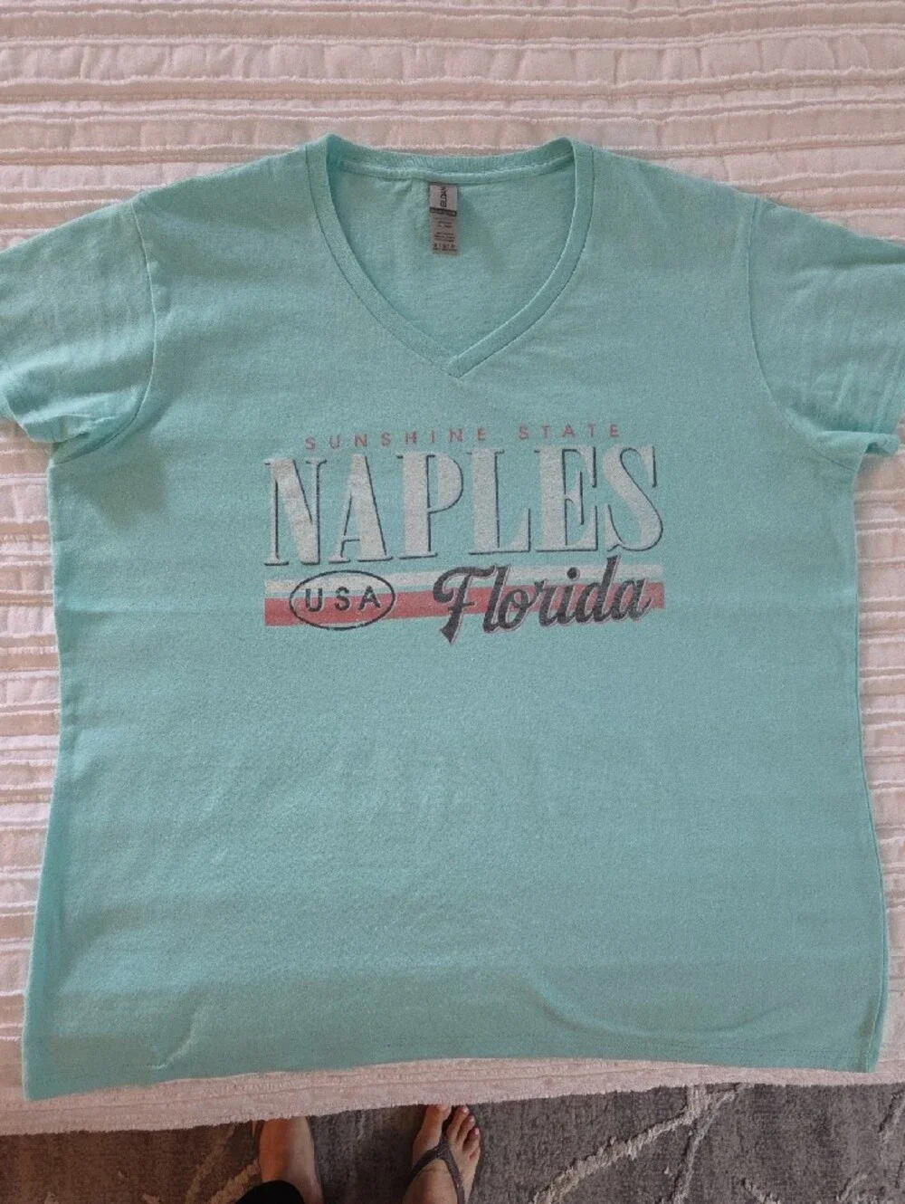 Seafoam Naples Graphic V-Neck Tee - XL